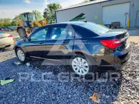 2014 Chrysler 200 photo