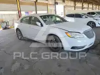 2014 Chrysler 200 фото