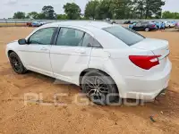 2014 Chrysler 200 photo