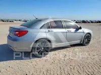 2014 Chrysler 200 photo