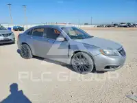 2014 Chrysler 200 photo