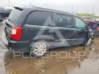 2014 Chrysler TOWN & COUNTRY photo