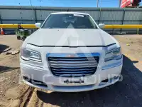 2014 Chrysler 300 фото