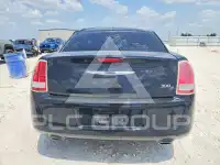 2014 Chrysler 300 photo