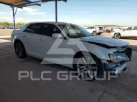 2014 Chrysler 300 photo