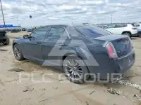 2014 Chrysler 300 photo
