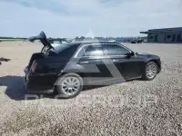 2014 Chrysler 300 photo