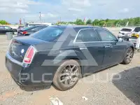 2014 Chrysler 300 photo