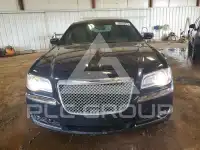 2014 Chrysler 300 photo