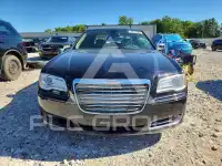 2014 Chrysler 300 фото