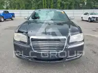 2014 Chrysler 300 photo