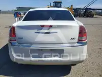 2014 Chrysler 300 фото
