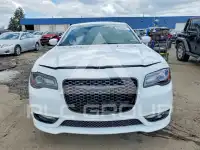 2014 Chrysler 300 photo