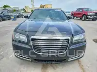 2014 Chrysler 300 фото