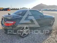 2014 Mercedes Benz SLK-Class фото
