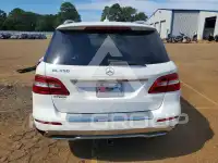 2014 Mercedes Benz ML-Class фото