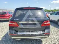 2014 Mercedes Benz ML-Class photo