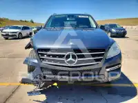 2014 Mercedes Benz ML-Class фото