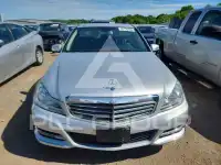 2014 Mercedes Benz C-Class photo