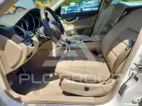 2014 Mercedes Benz C-Class photo