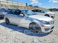 2014 Mercedes Benz C-Class photo