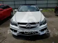 2014 Mercedes Benz E-Class фото