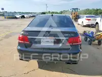 2014 Mercedes Benz E-Class photo
