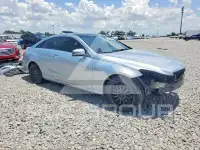 2014 Mercedes Benz E-Class photo