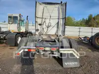 2014 Volvo VNL photo