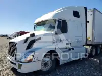 2014 Volvo VNL photo