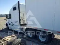 2014 Volvo VNL photo