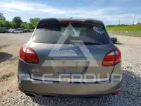 2014 Porsche CAYENNE photo