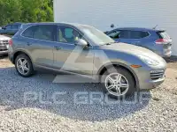 2014 Porsche CAYENNE photo