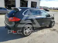 2014 Porsche Cayenne photo