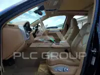 2014 Porsche Cayenne photo