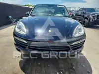 2014 Porsche Cayenne photo