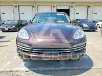 2014 Porsche Cayenne photo