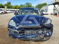 2014 Porsche Cayenne photo