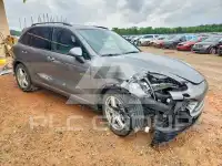 2014 Porsche Cayenne photo