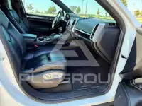 2014 Porsche Cayenne photo