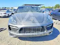2014 Porsche Cayenne photo