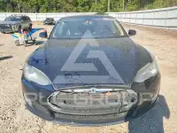 2014 Tesla Model S фото