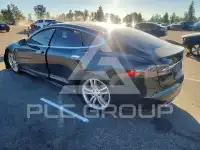 2014 Tesla Model S фото