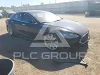 2014 Tesla Model S фото