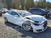 2014 Tesla Model S фото