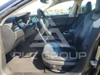 2014 Tesla Model S фото