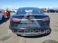 2014 Tesla Model S фото