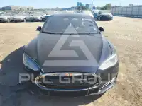 2014 Tesla Model S фото