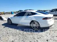 2014 Tesla Model S фото