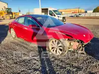 2014 Tesla Model S фото